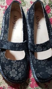 Alegria black with flowers size 38